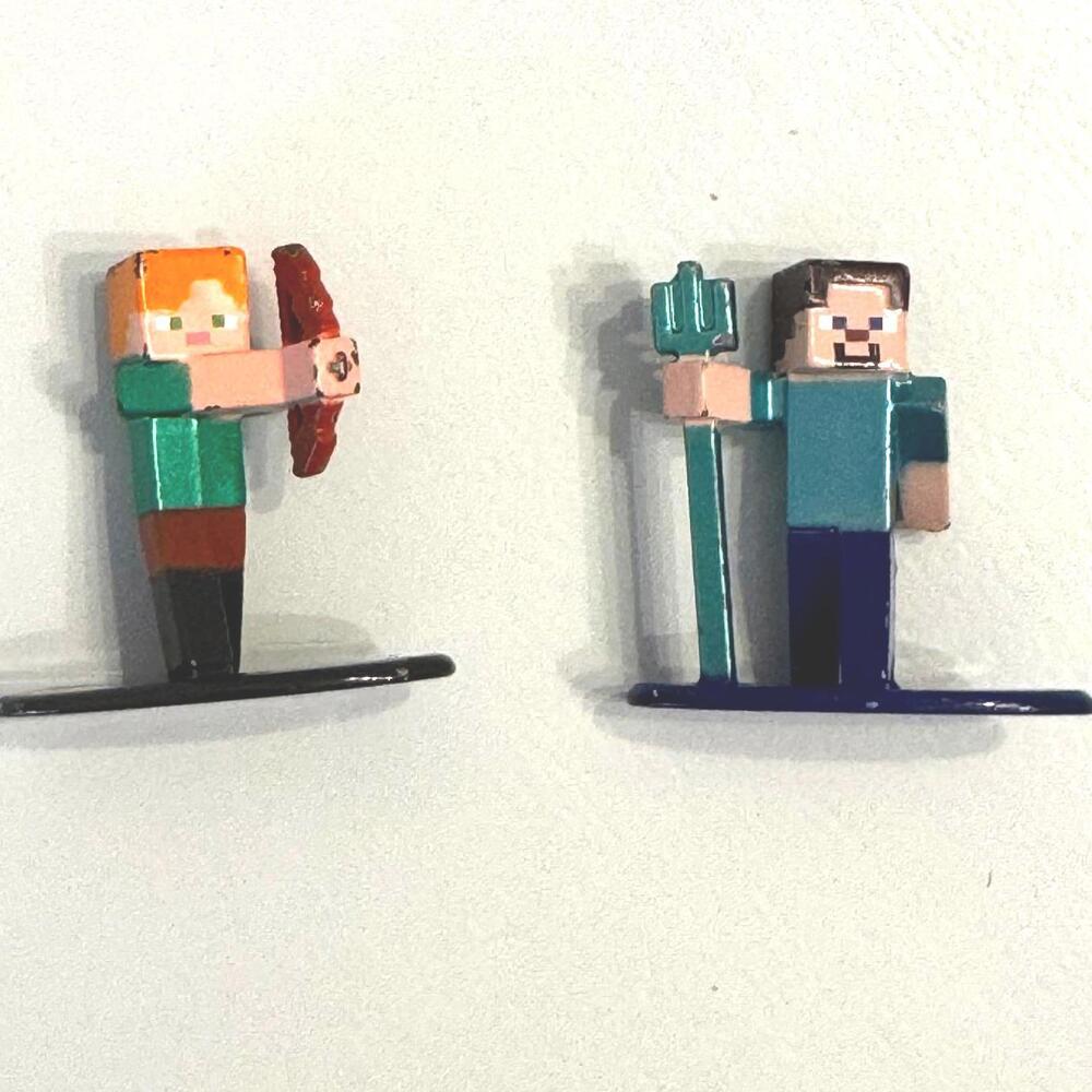 Minecraft Diecast Mini Figures Alex & Steve Loose Collectible Metal